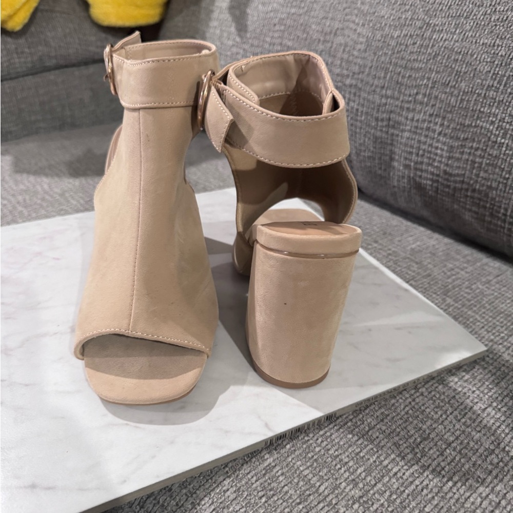 BAMBOO Tan Cream Ankle Booties with Chunky Heel